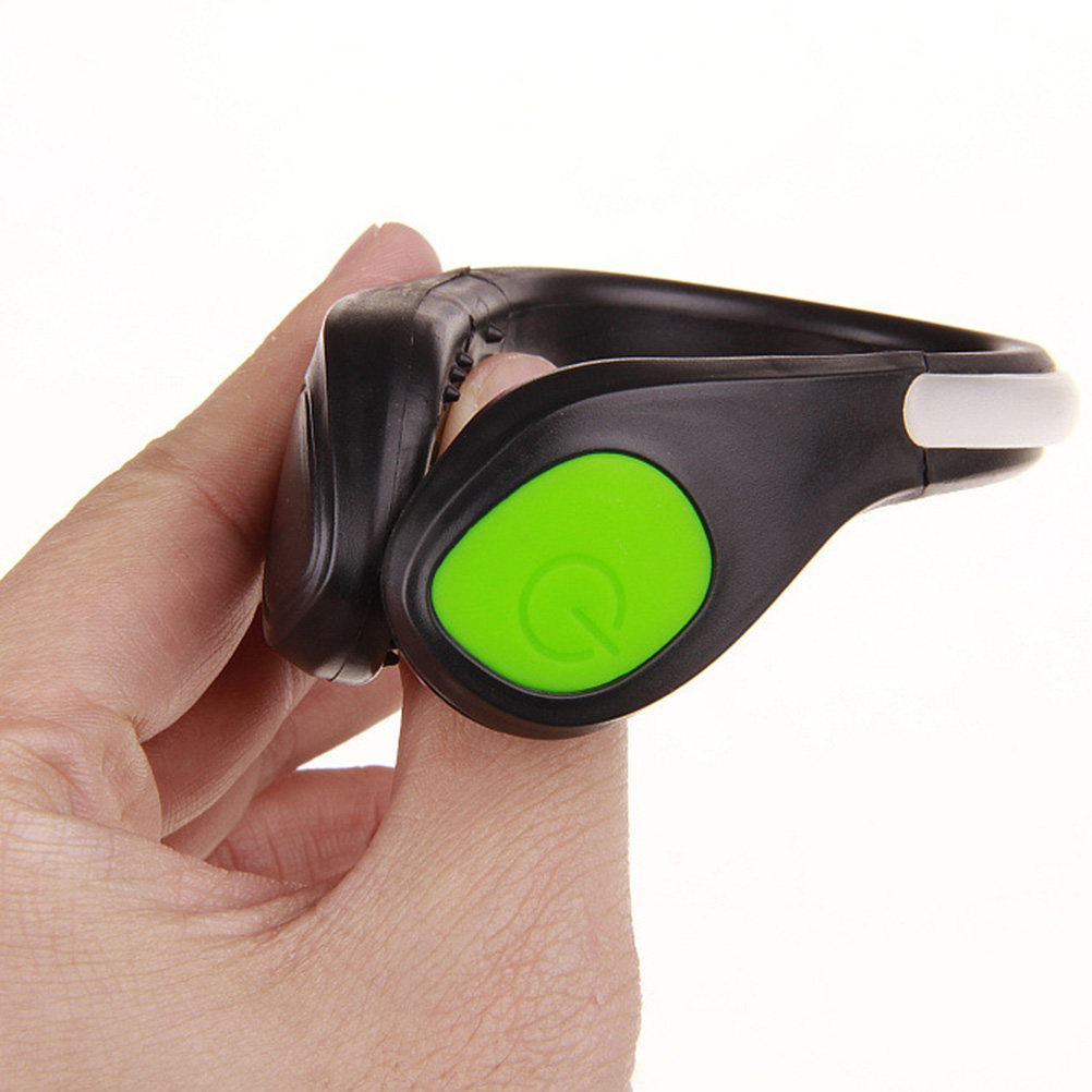 مشبك حذاء LED أخضر وامض للسلام - مراجعة Running Gear Night وسعره